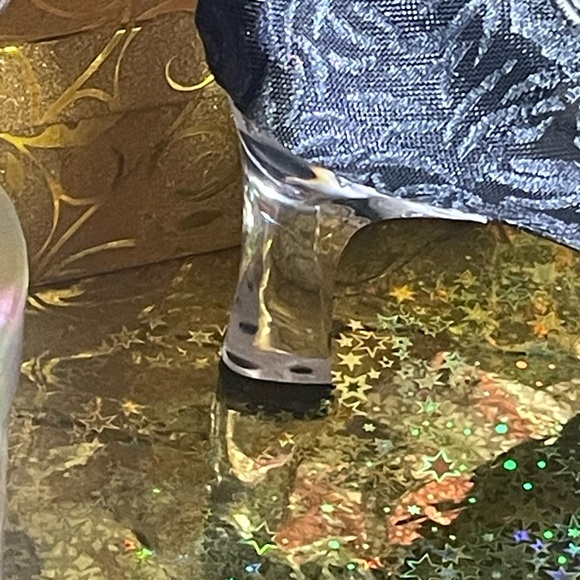 Pierre Dumas BLACK Mesh with CLEAR heels Formal - Picture 8 of 12